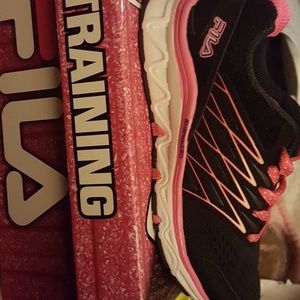 Girls fila gallactic energized training shoes